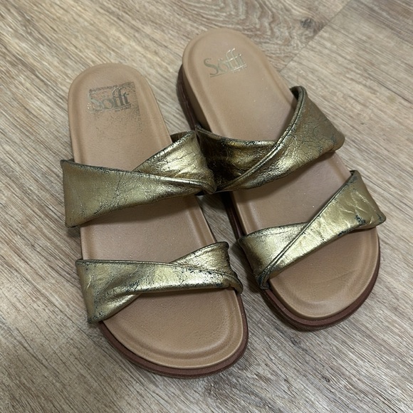 SOFFT | Ainsworth Gold Strap Sandal - Picture 4 of 7
